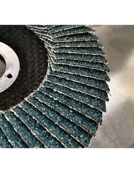 Disque abrasif a lamelles inclinées en Zirconium - STARCKE