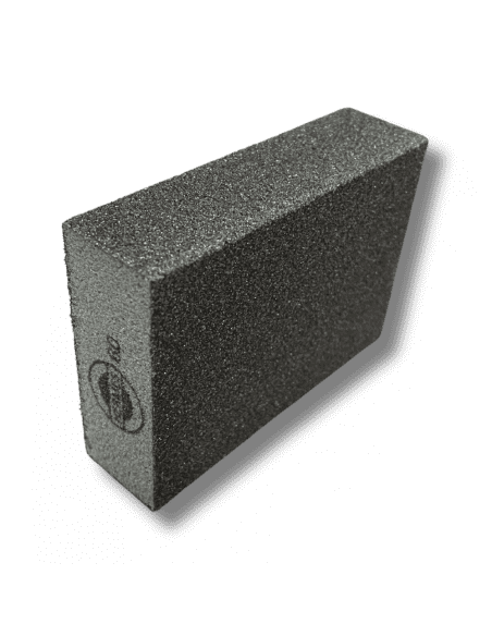 Eponge abrasive carbure de silicium 4 faces pour ponçage manuel